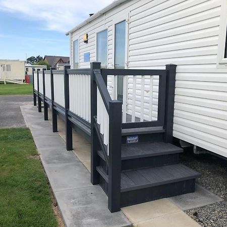 Pg177 Golden Palm Resort 8 Berth Caravan With Decking Chapel St. Leonards Exterior foto